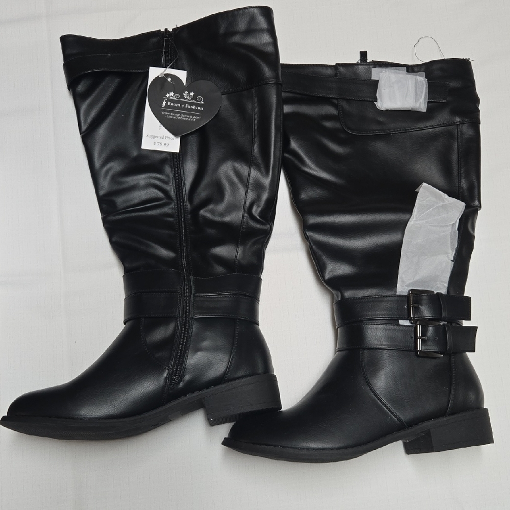 Black Over the Knee Boots with Sleek Leather Finish